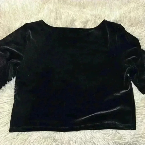 Express OneEleven Velvet Crop Top - Picture 2 of 4
